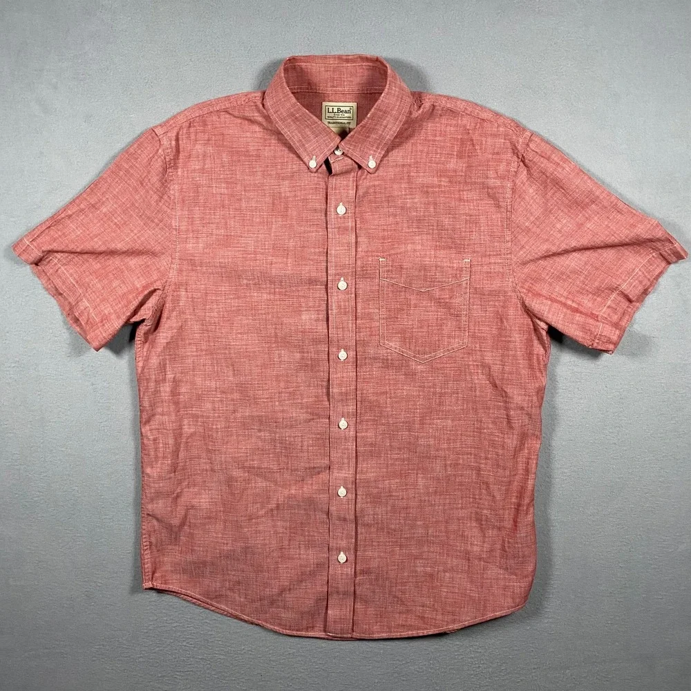 LL Bean Mens M Red Short Sleeve Button Down Traditional Fit Chambray 500509